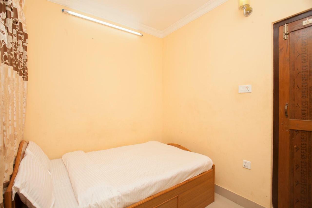 Spot On 397 Hotel Triveni Guest House Kathmandu Buitenkant foto