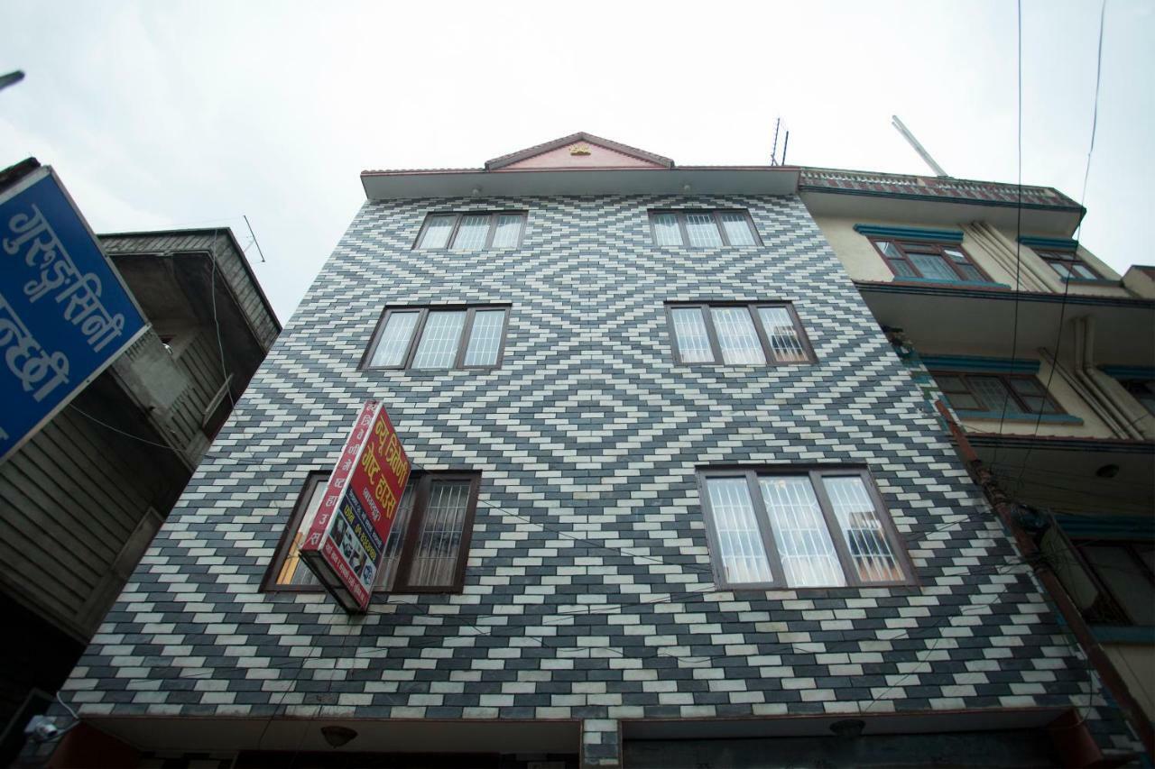 Spot On 397 Hotel Triveni Guest House Kathmandu Buitenkant foto