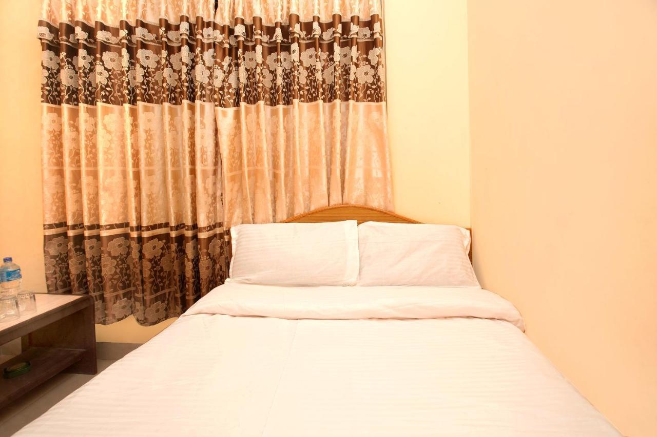 Spot On 397 Hotel Triveni Guest House Kathmandu Buitenkant foto